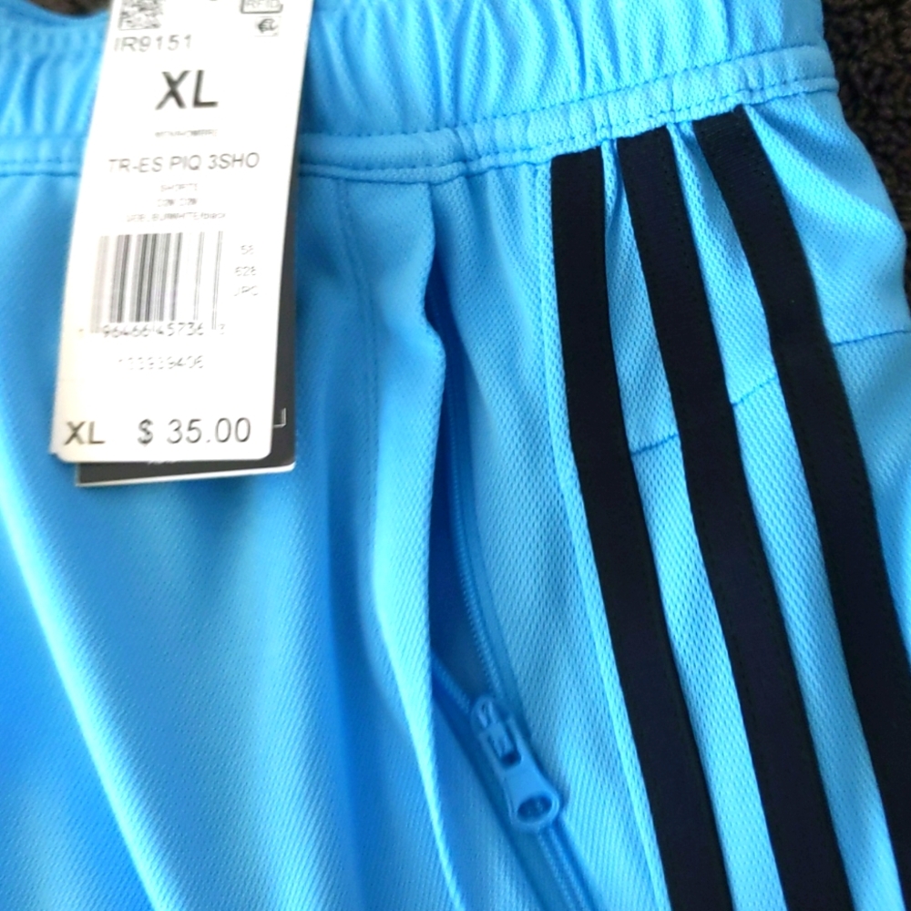 Adidas ๐NWT ๐ค bundle. One shirt, one shorts and one hat size XL ๐ฅ๐ฅ๐ฅ - Picture 5 of 10